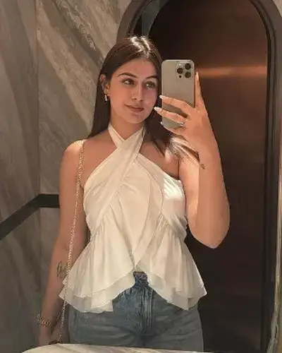 Call Girl Karahal